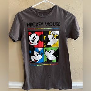 EUC Mickey Mouse shirt
